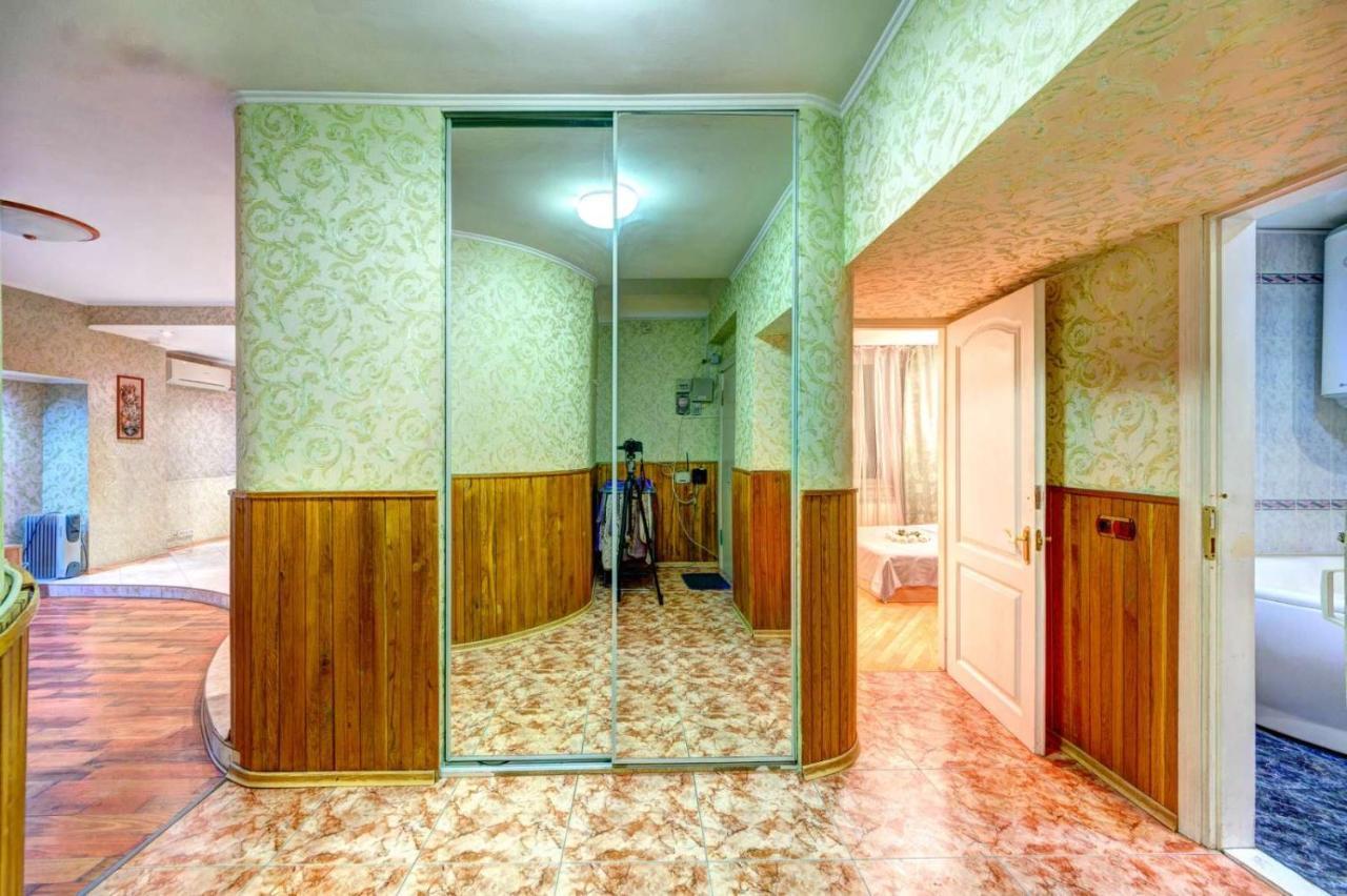 Apartments Of Bogdan Khmelnitsky Kiev Exterior foto